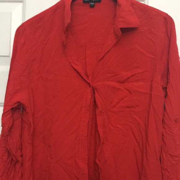 Velvet Heart Red button down Shirt - Picture 2 of 8